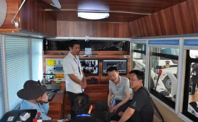 躍迪移動測速卡口、躍迪定制智能人臉識別成為本屆警用裝備博覽會焦點(diǎn)