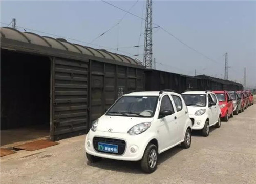 電動(dòng)轎車