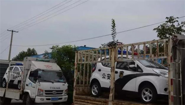 電動(dòng)巡邏車(chē)