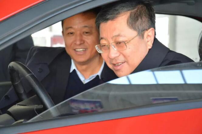 河北省工商聯(lián)主席劉勁松一行蒞臨躍迪集團參觀指導
